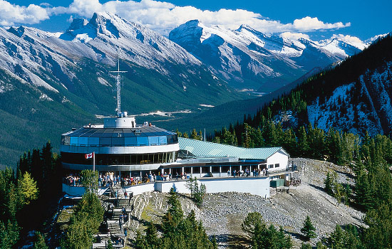 Gondola to the top of Sulphur Mountain Gondola to the top of Sulphur Mountain - Gondola to the top of Sulphur Mountain