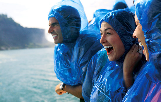Cruise on the legendary Maid of the Mist - Cruise on the legendary Maid of the Mist