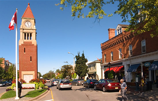 Canadian railway - Canadian train - First spend two nights in charming Niagara on the Lake.