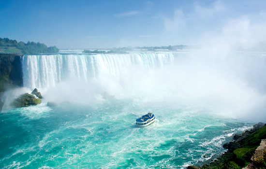 Canadian railway - Canadian train - Visit awe inspiring Niagara Falls, before returning to Toronto.