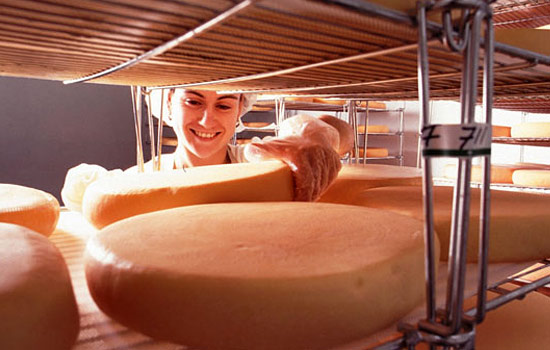 Canada vacation - Canada tours - Sample mouthwatering local fare.