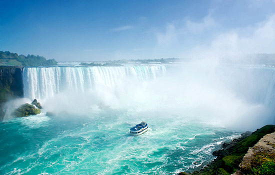 Canada rail - Canadian pacific railway - Visit Niagara Falls, an awe inspiring natural wonder.