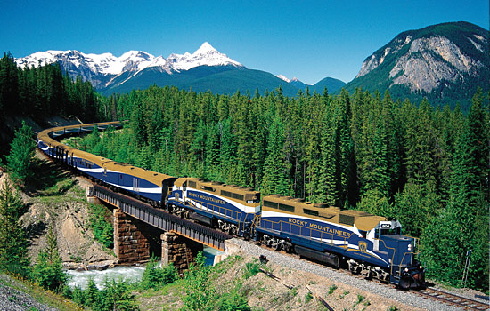 Canadian train - Rocky Mountaineer - Ride the Rocky Mountaineer train through the Canadian Rockies