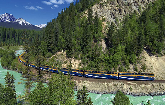 Canadian railway - Canadian train - You'll tavel on the Rocky Mountaineer along the Canadian railway.