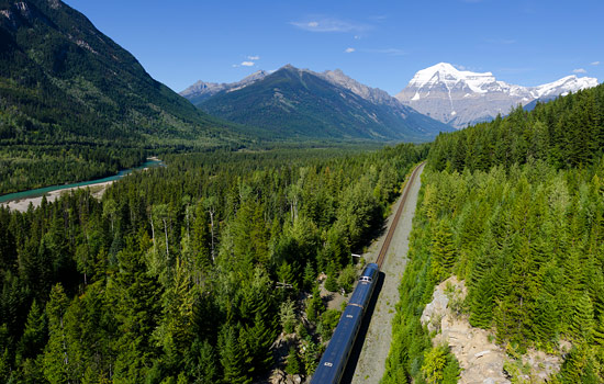 Canada rail - Canadian pacific railway - Roll across the wide open Prairies