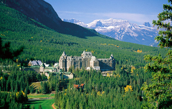 Canadian train - Rocky Mountaineer - Arrive in Banff and indulge in all the spledor and beauty around.