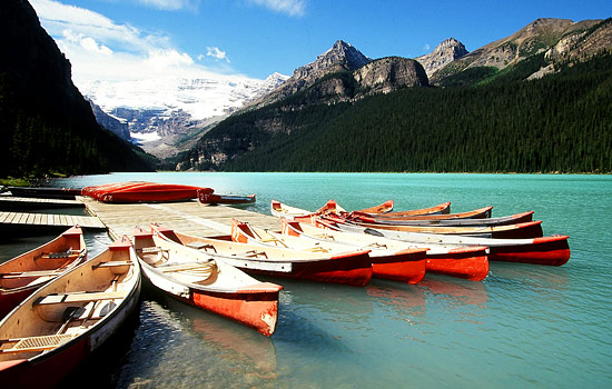 Canadian train - Rocky Mountaineer - On your last day soak in the spectacular scenery of glacier fed turquoise Lake Louise and area.