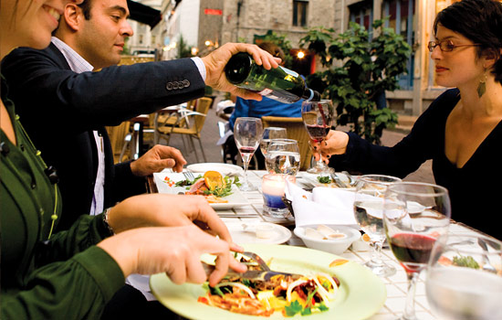Canadian train - Canadian pacific railway - Indulge yourself in delicious French couisine with a Canadian twist.
