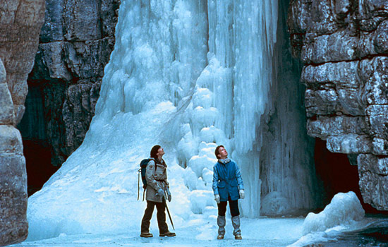 A guide will take you to eerie and beautiful Maligne Canyon, frozen in time. A guide will take you to eerie and beautiful Maligne Canyon, frozen in time. - A guide will take you to eerie and beautiful Maligne Canyon, frozen in time.