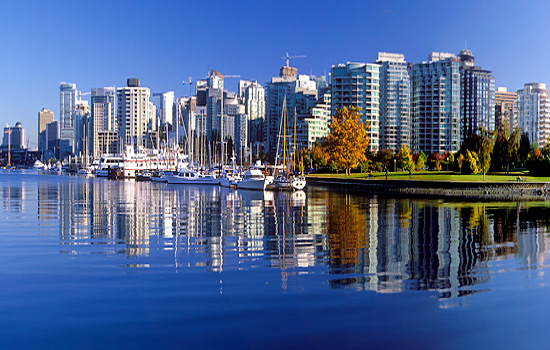 Rocky Mountaineer - Canada rail - Vancouver's city harbour